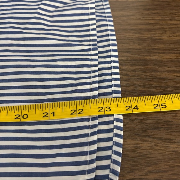 ❤️Gap Blue Striped Women's Top M - Picture 10 of 10